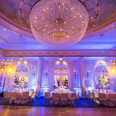 Hotel Jw Marriott Essex House New York Exterior foto